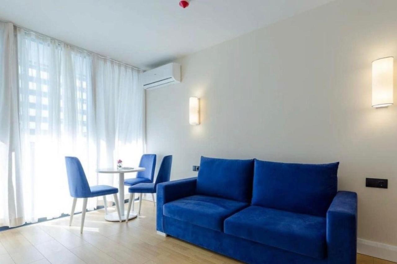 Orbi City Twins Tower Batumi Bagian luar foto