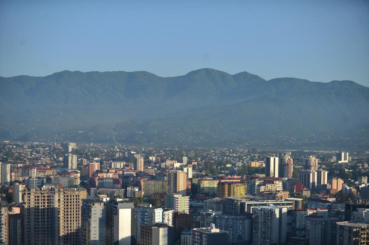 Orbi City Twins Tower Batumi Bagian luar foto